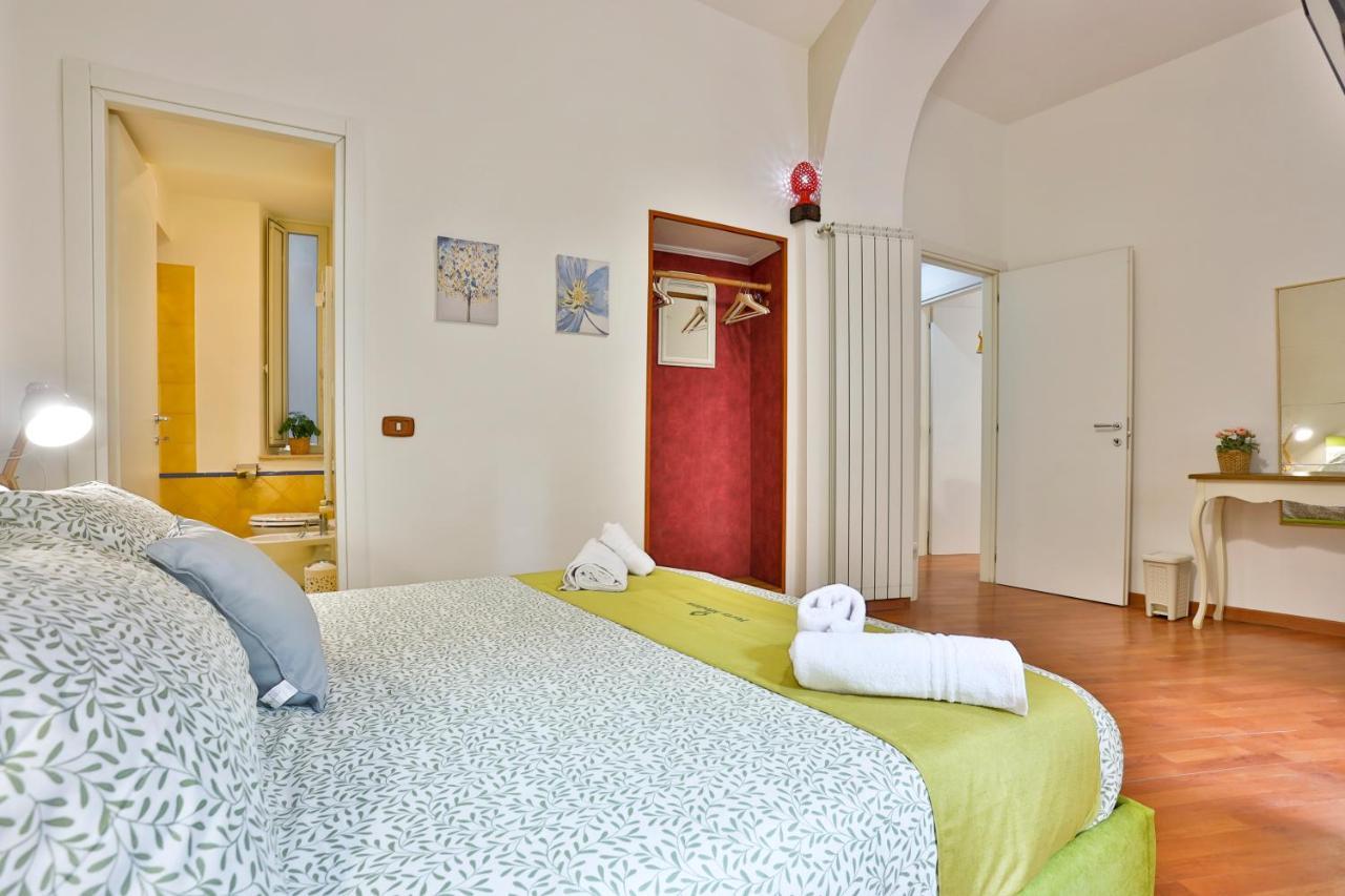 Porta Medina Apartment Napels Buitenkant foto